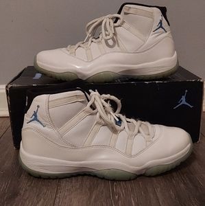 Jordan 11 "legend blue"